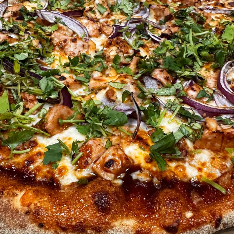 BBQ Chicken Pizza Delight